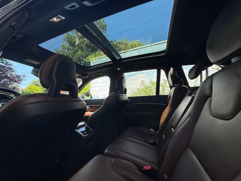 Used 2021 Volvo XC90 T8 Inscription image 24