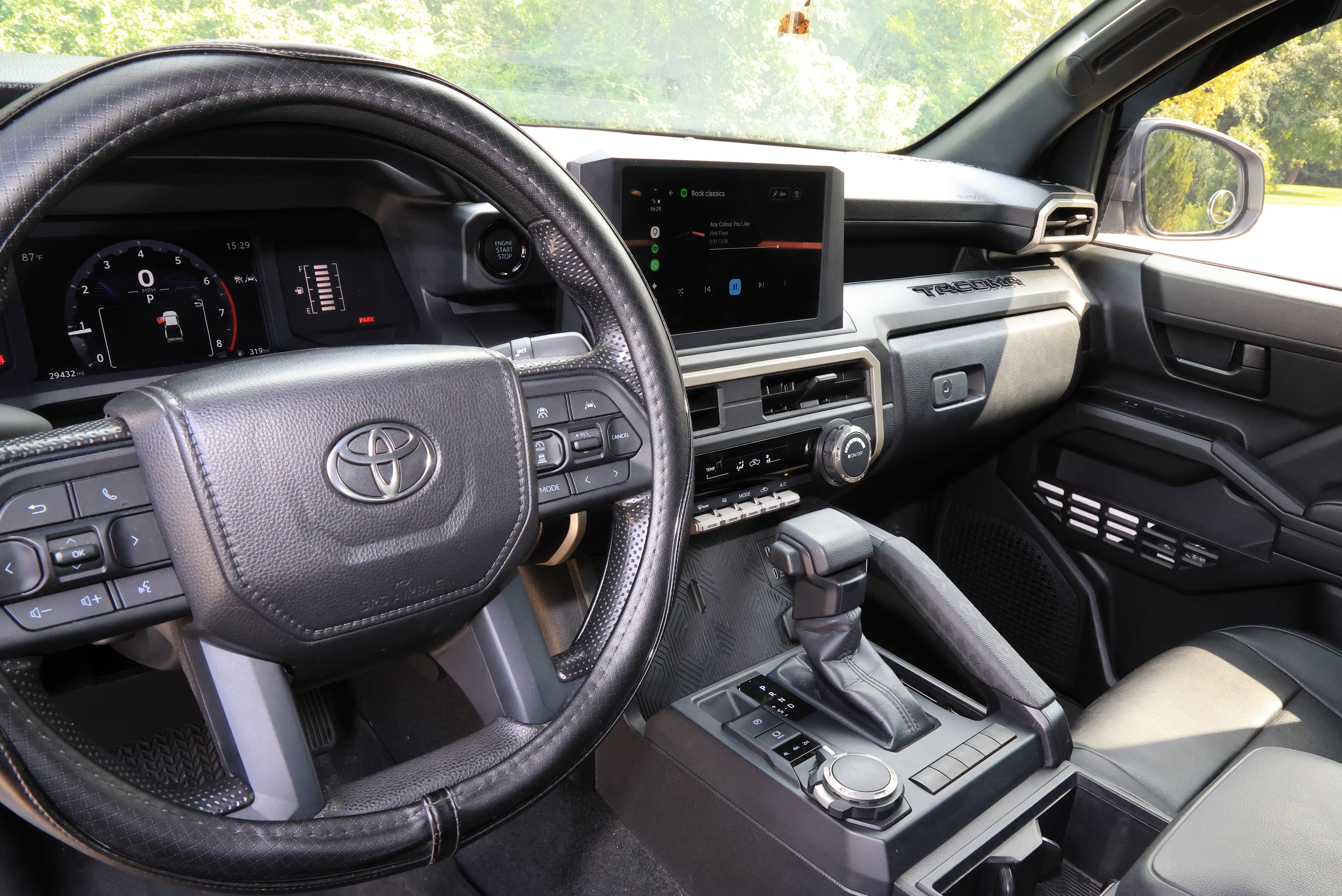 Used 2024 Toyota Tacoma SR AWD/4WD image 16