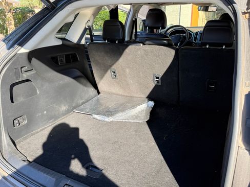 Used 2017 Ford Edge Titanium w/ Equipment Group 301A image 8