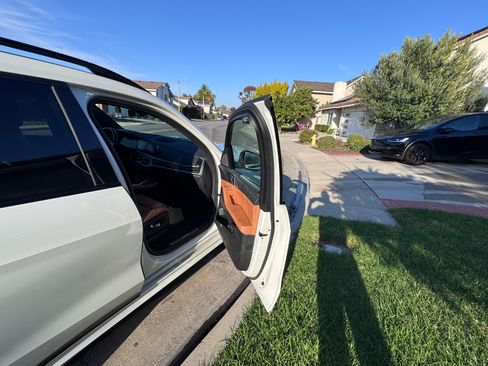 Used 2021 BMW X7 M50i image 21