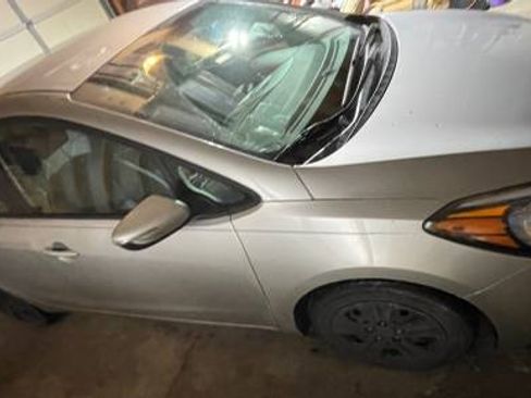 Used 2015 Kia Forte LX w/ Popular Package image 4