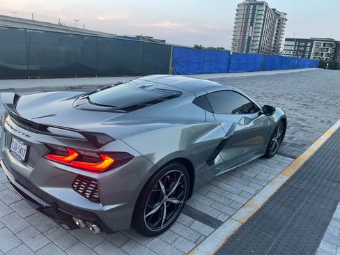 Used 2022 Chevrolet Corvette Stingray Preferred Cpe w/ Z51 Performance Package image 4