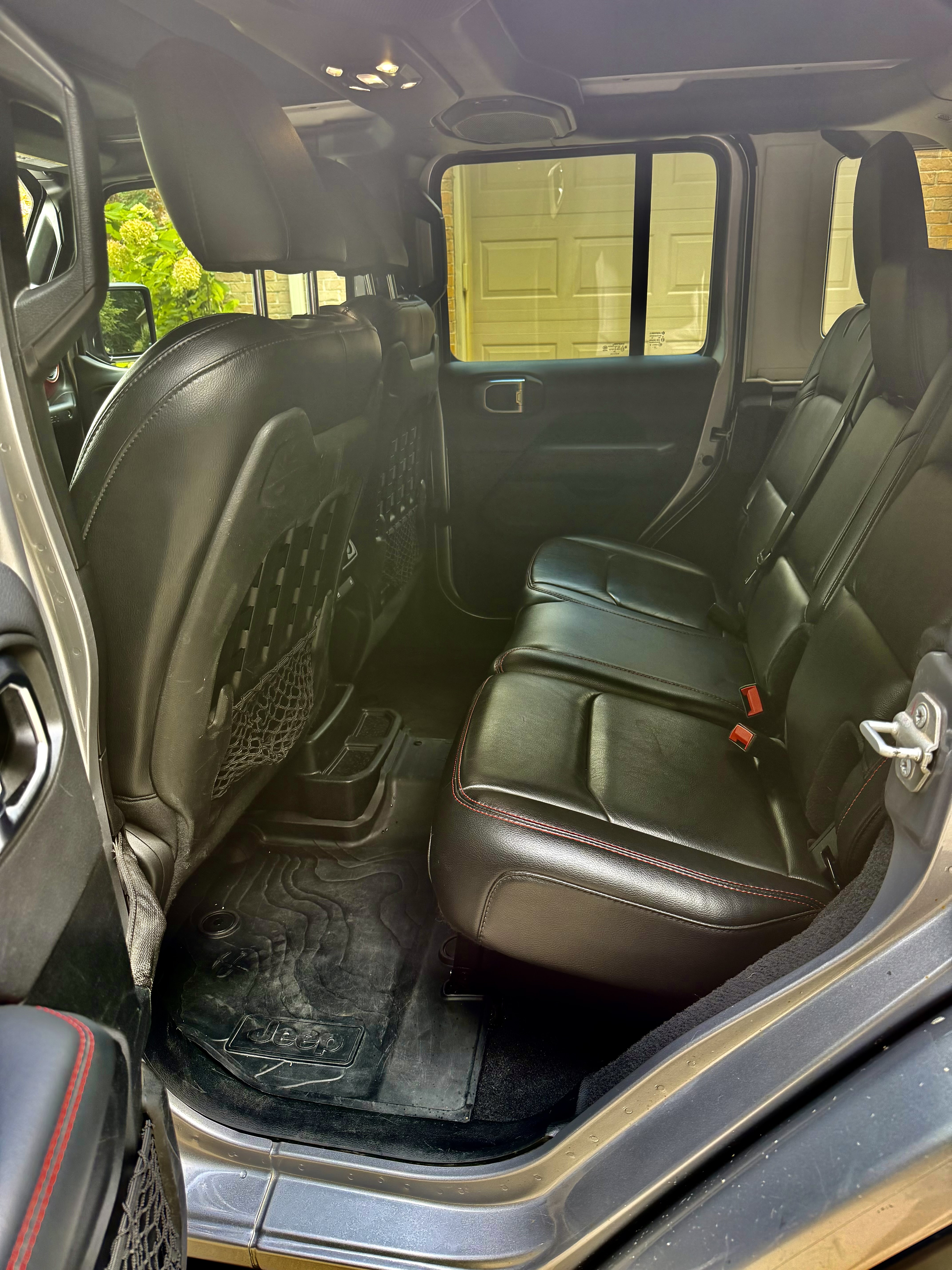 Used 2020 Jeep Wrangler Unlimited Rubicon AWD/4WD image 13