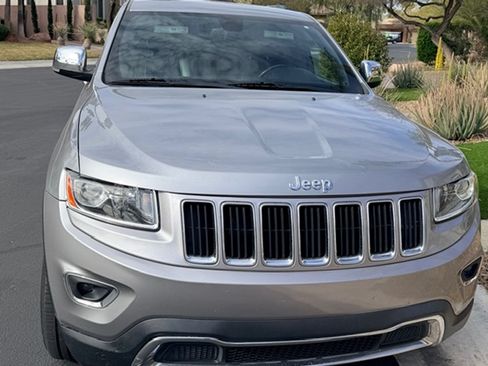 Used 2014 Jeep Grand Cherokee Limited image 9