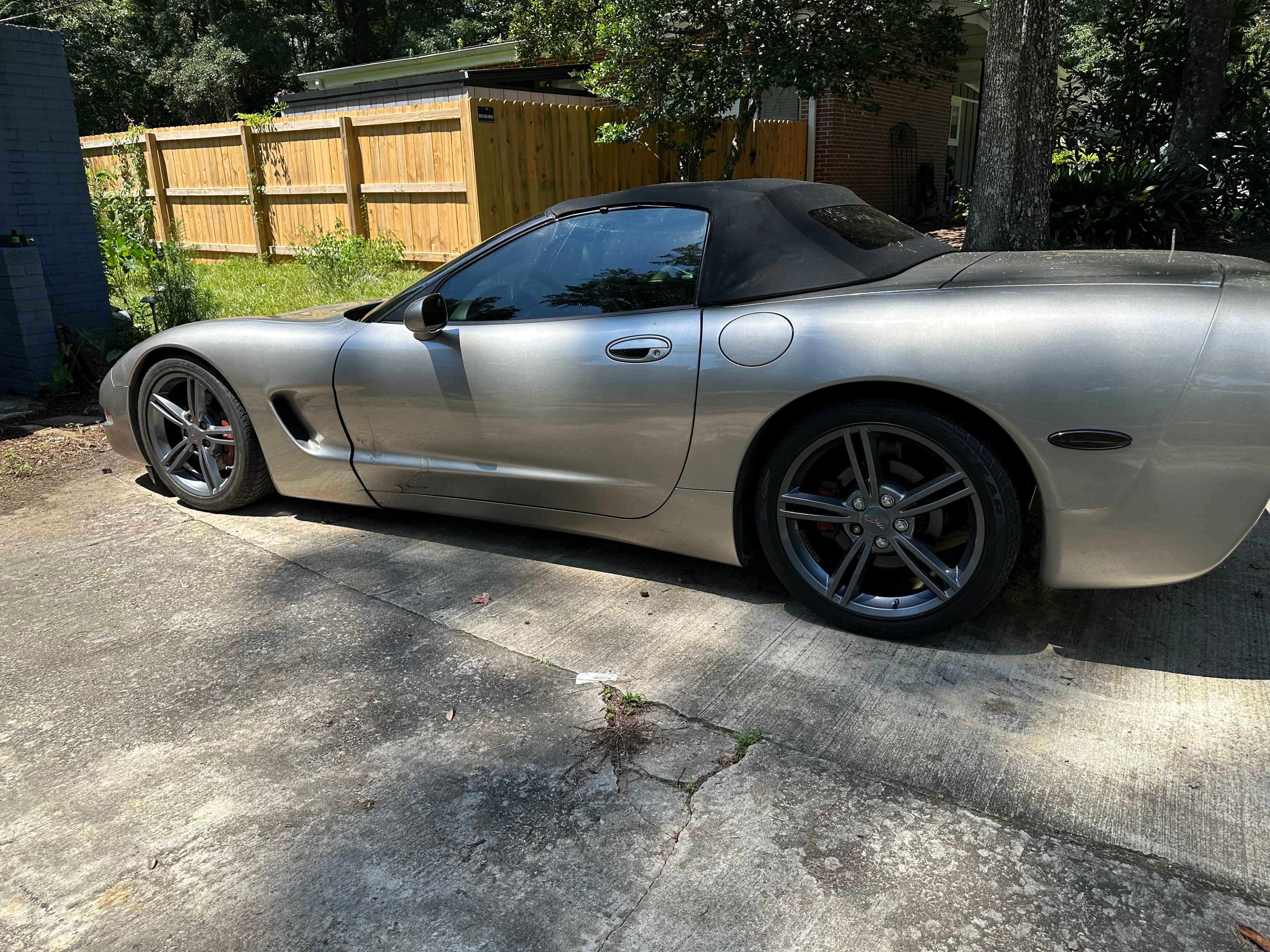 Used 1999 Chevrolet Corvette Convertible w/ Memory Pkg RWD image 5