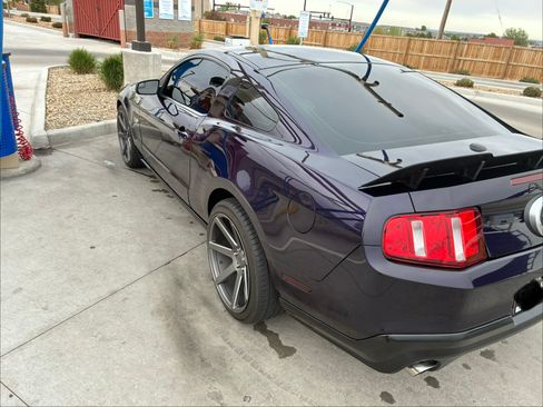 Used 2011 Ford Mustang GT Premium w/ Security Pkg RWD image 6