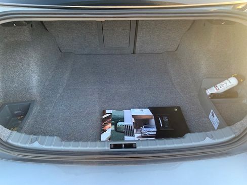 Used 2010 BMW 328i xDrive Sedan image 6