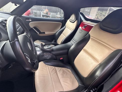 Used 2008 Saturn Sky w/ Premium Trim Package image 11