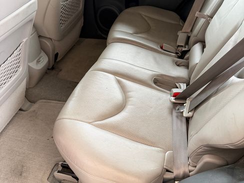 Used 2010 Toyota RAV4 Limited image 11