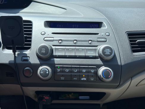 Used 2009 Honda Civic LX image 2