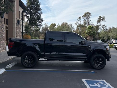 Used 2025 Ford F150 Lariat w/ Equipment Group 502A High AWD/4WD image 5