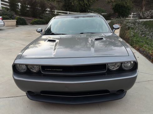 Used 2011 Dodge Challenger image 6