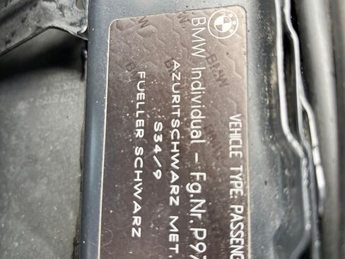 Used 2017 BMW M4 Convertible image 9