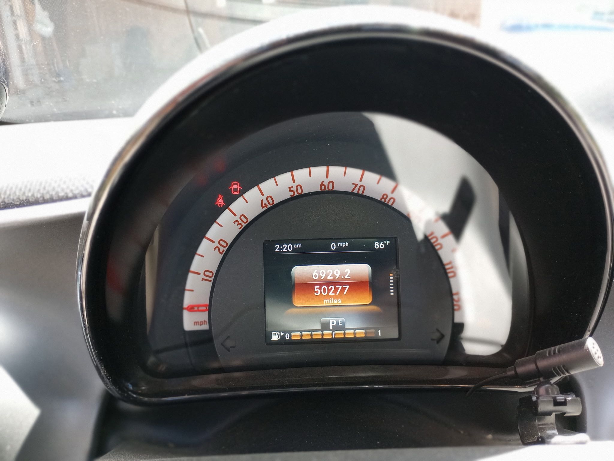 Used 2016 smart fortwo passion RWD image 2