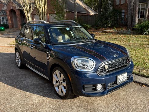 Used 2018 MINI Cooper Countryman S image 2