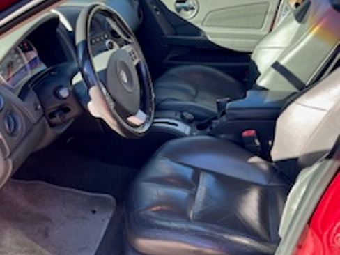 Used 2004 Pontiac Grand Prix GTP w/ Competition Group image 8