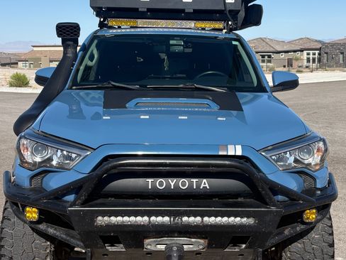 Used 2018 Toyota 4Runner TRD Pro AWD/4WD image 4