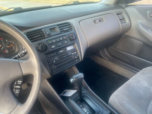 Used 1999 Honda Accord LX image 8