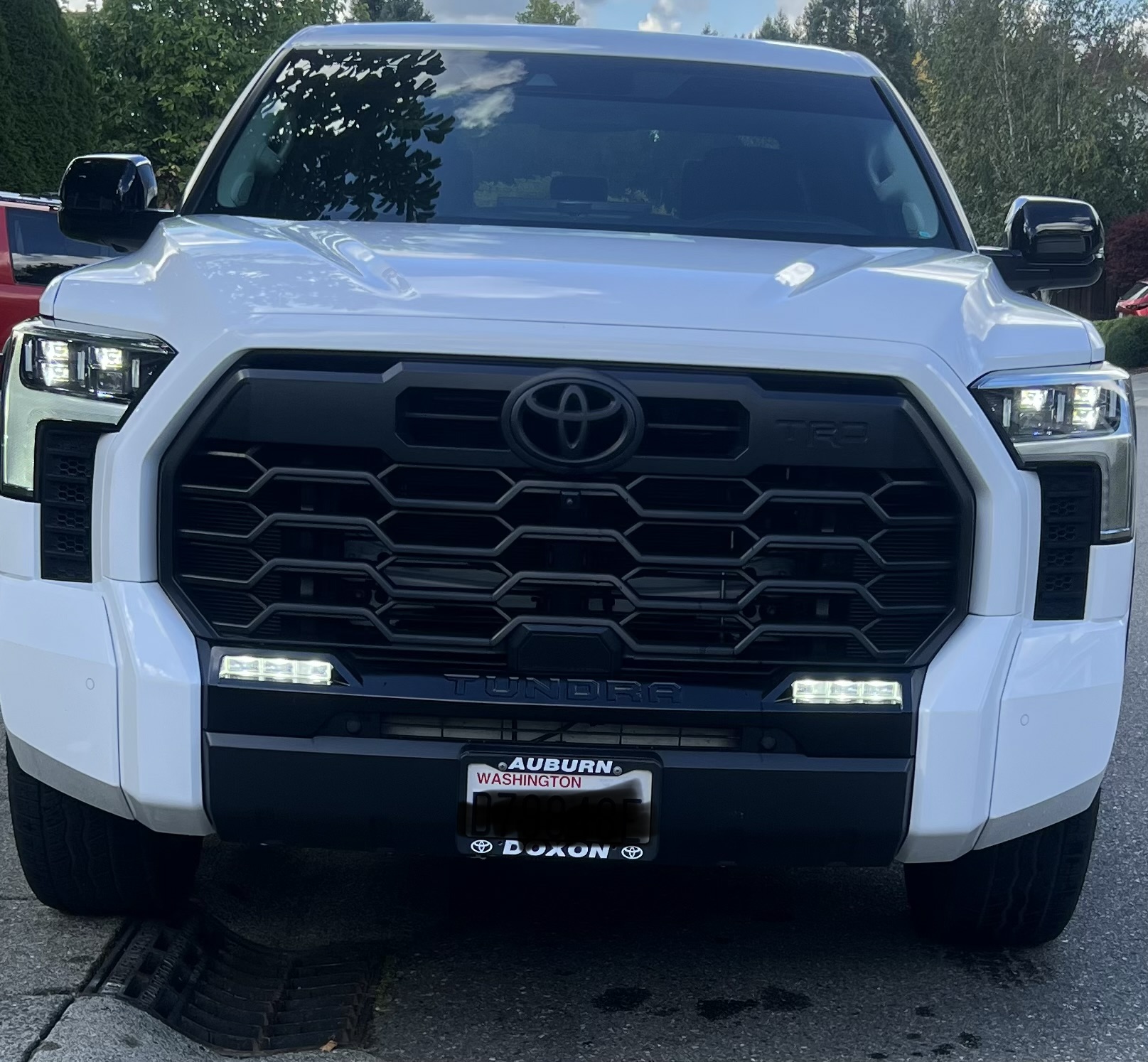 Used 2024 Toyota Tundra Limited AWD/4WD image 1
