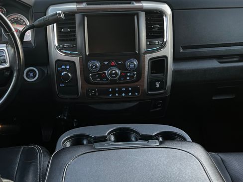 Used 2014 RAM 2500 Laramie w/ Cold Weather Group AWD/4WD image 9