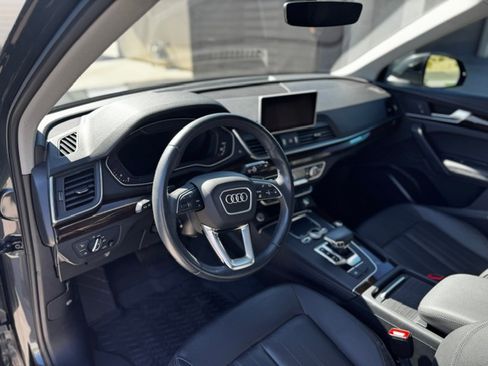 Used 2019 Audi Q5 2.0T Premium Plus w/ Premium Plus Package AWD/4WD image 9