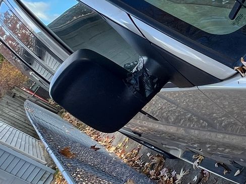 Used 2005 Chevrolet Express 1500 w/ Preferred Equipment Group image 9