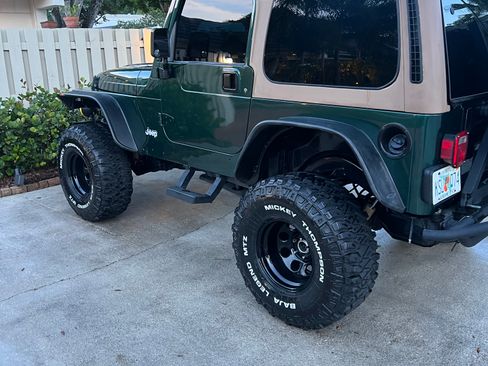 Used 1999 Jeep Wrangler Sport AWD/4WD image 4