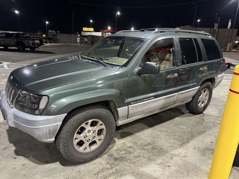 Used 2000 Jeep Grand Cherokee Laredo image 1
