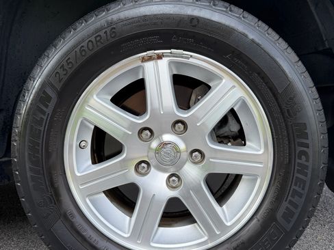 Used 2008 Chrysler Town & Country Touring w/ Entertainment Group #2 FWD image 23