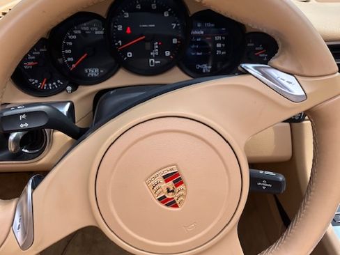 Used 2014 Porsche 911 Carrera image 11