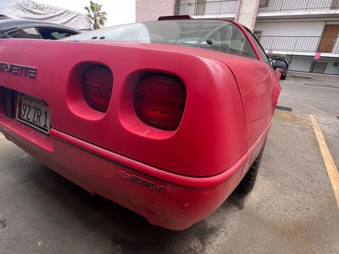 Used 1992 Chevrolet Corvette ZR1 image 16