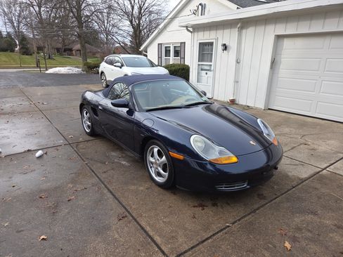 Used 1999 Porsche Boxster image 24