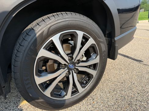 Used 2019 Subaru Forester Limited AWD/4WD image 16