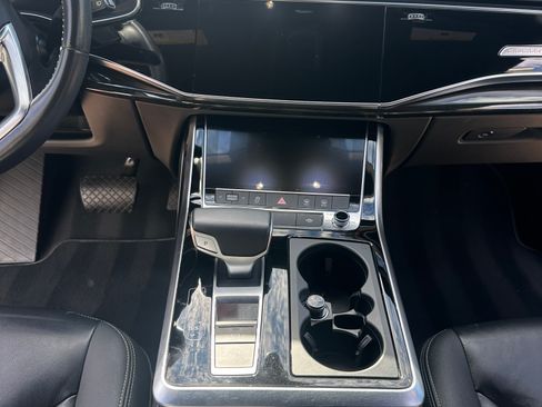 Used 2019 Audi Q8 Premium w/ Convenience Package image 9