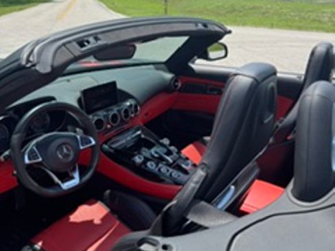 Used 2018 Mercedes-Benz AMG GT Roadster image 13