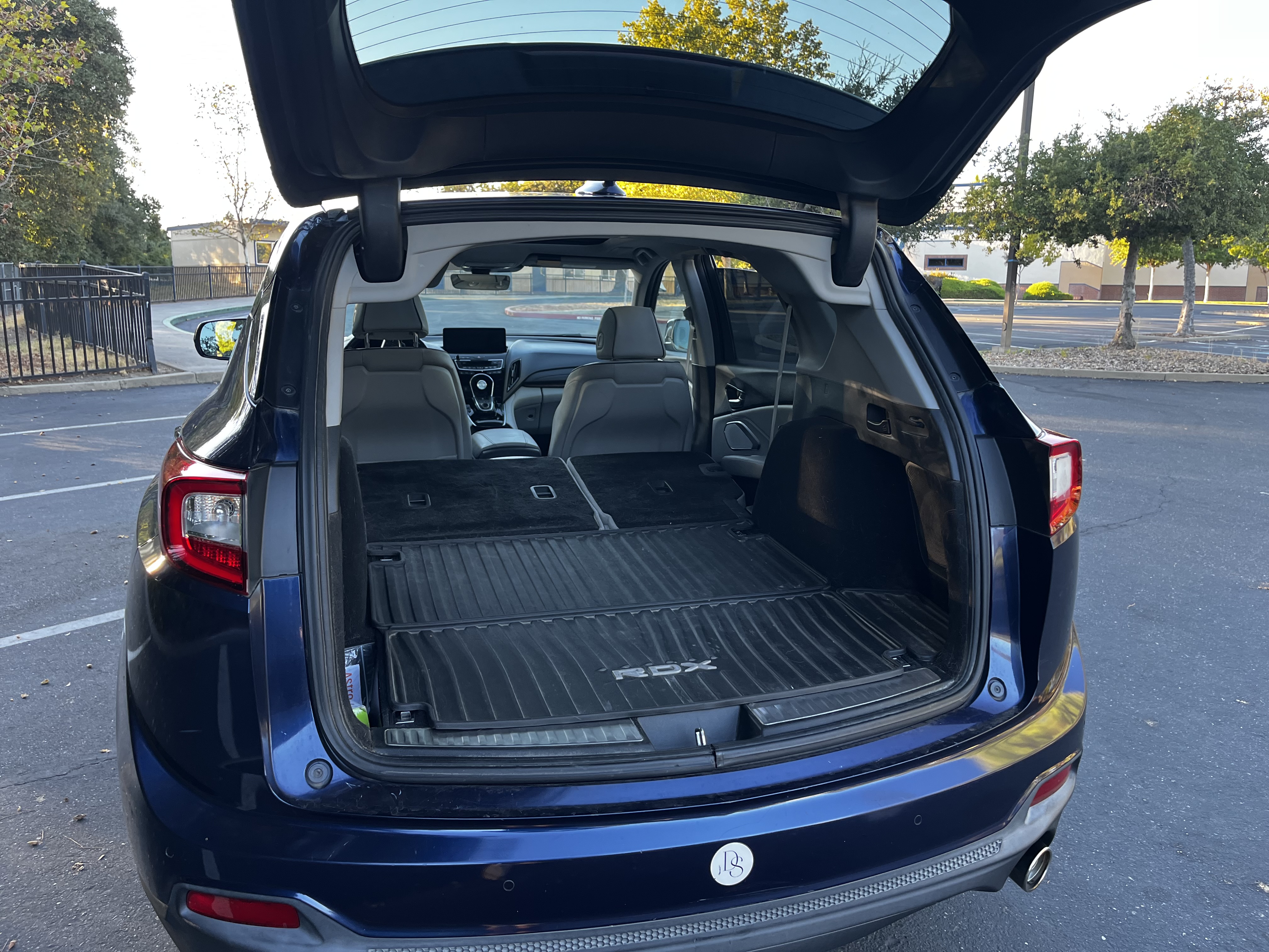 Used 2019 Acura RDX w/ Advance Package FWD image 4