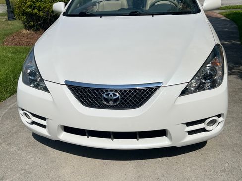 Used 2008 Toyota Solara SLE FWD image 2