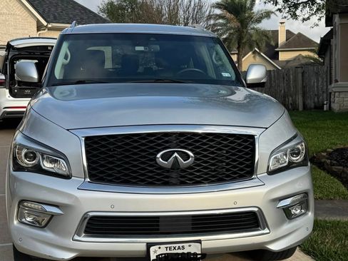 Used 2017 INFINITI QX80 2WD w/ Driver Assistance Package image 2