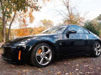 Used 2005 Nissan 350Z 35th Anniversary Edition w/ (N93) Cargo Convenience Pkg
