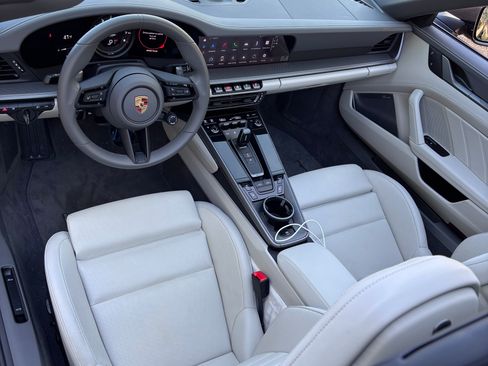 Used 2024 Porsche 911 Targa 4 image 8
