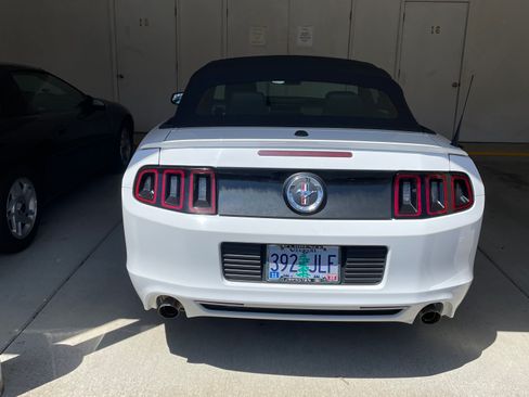 Used 2014 Ford Mustang Premium w/ Comfort Package image 11