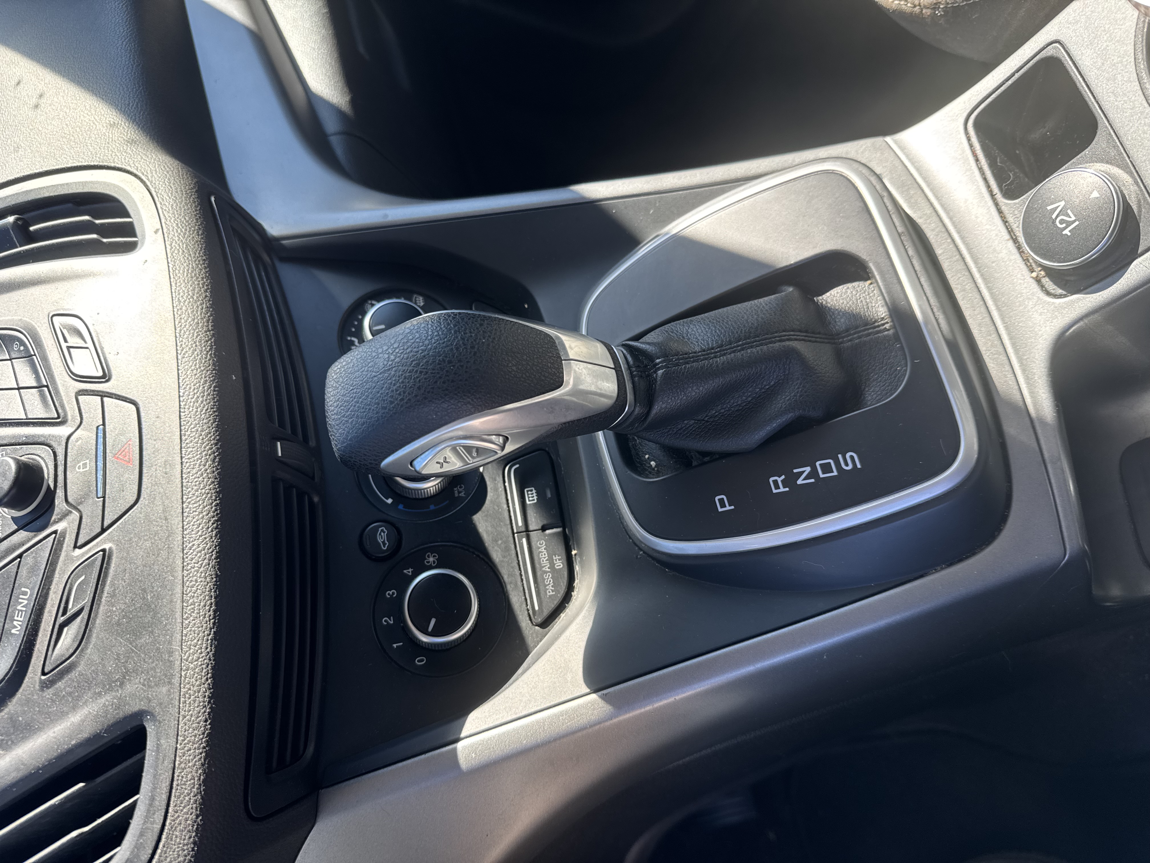 Used 2014 Ford Escape SE FWD image 23