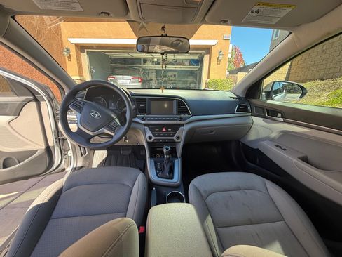 Used 2018 Hyundai Elantra SEL image 4