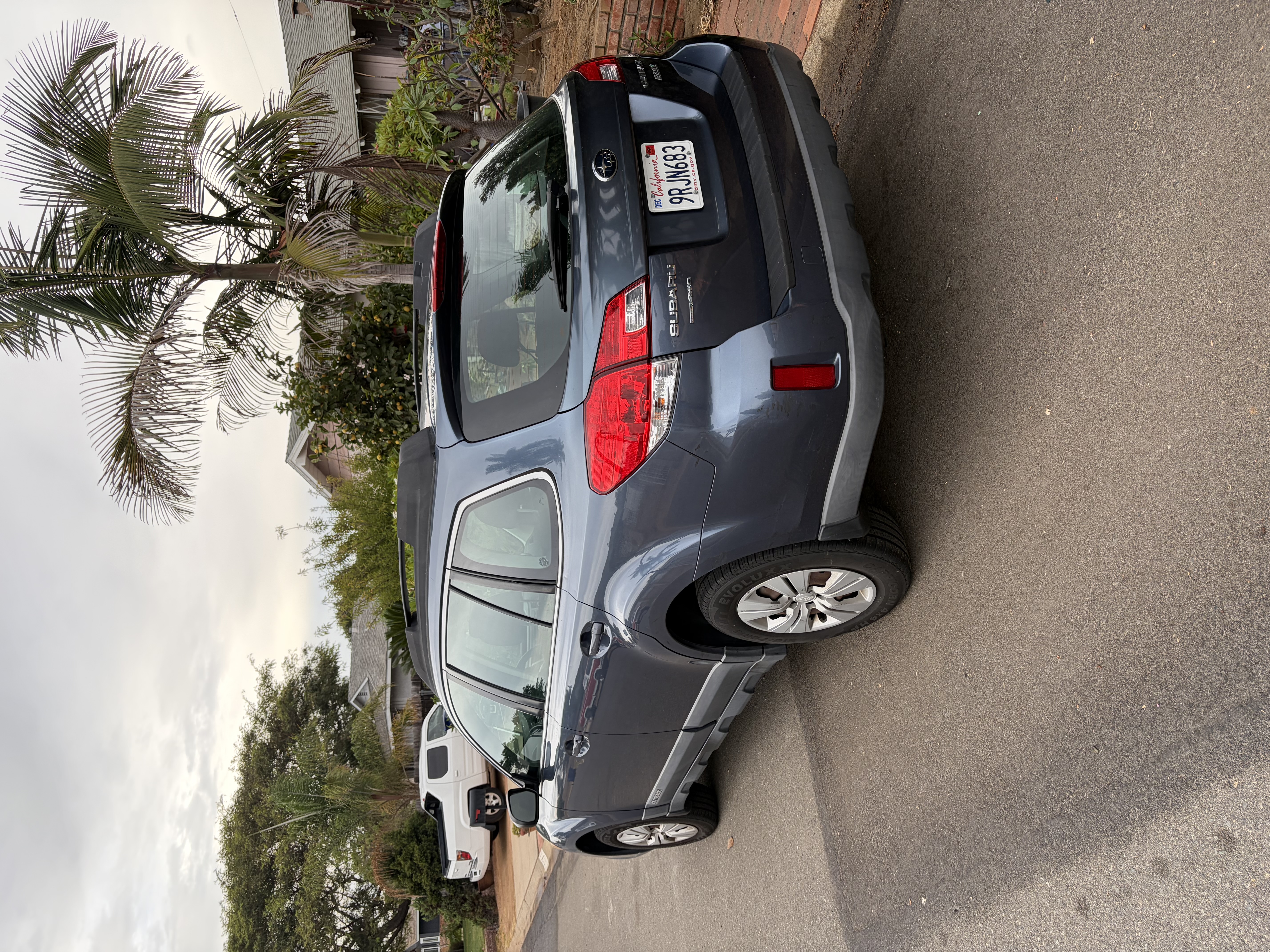 Used 2013 Subaru Outback 2.5i AWD/4WD image 6