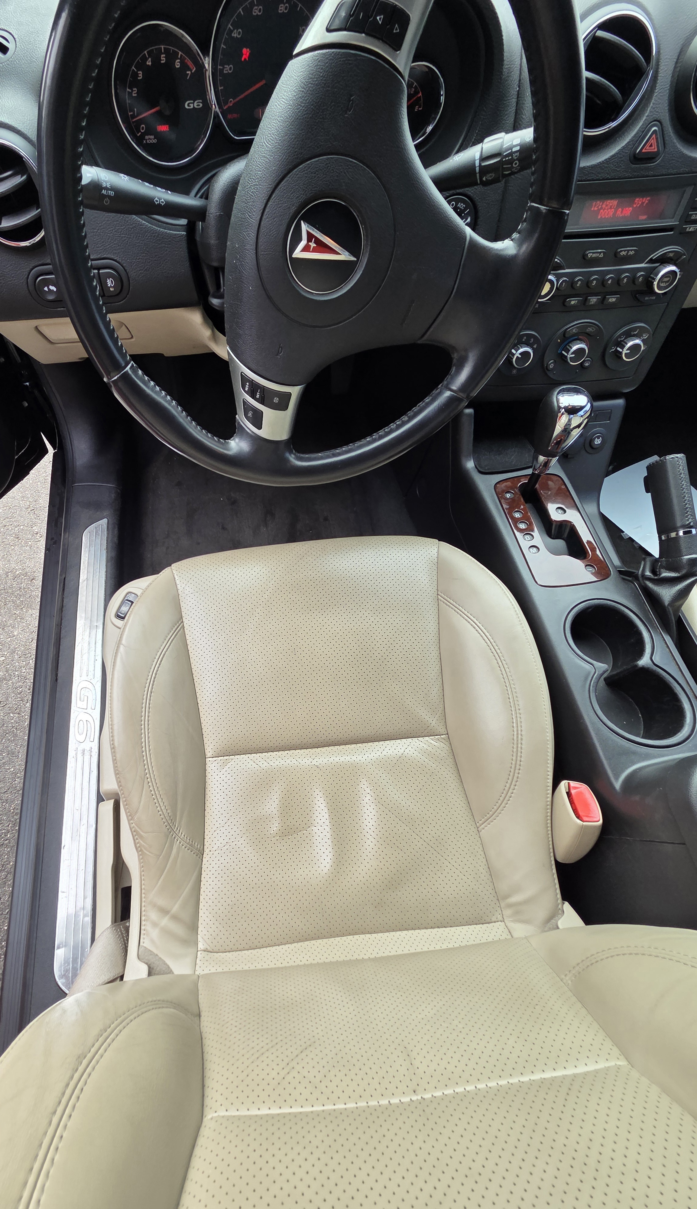 Used 2007 Pontiac G6 GT w/ Premium Package FWD image 12