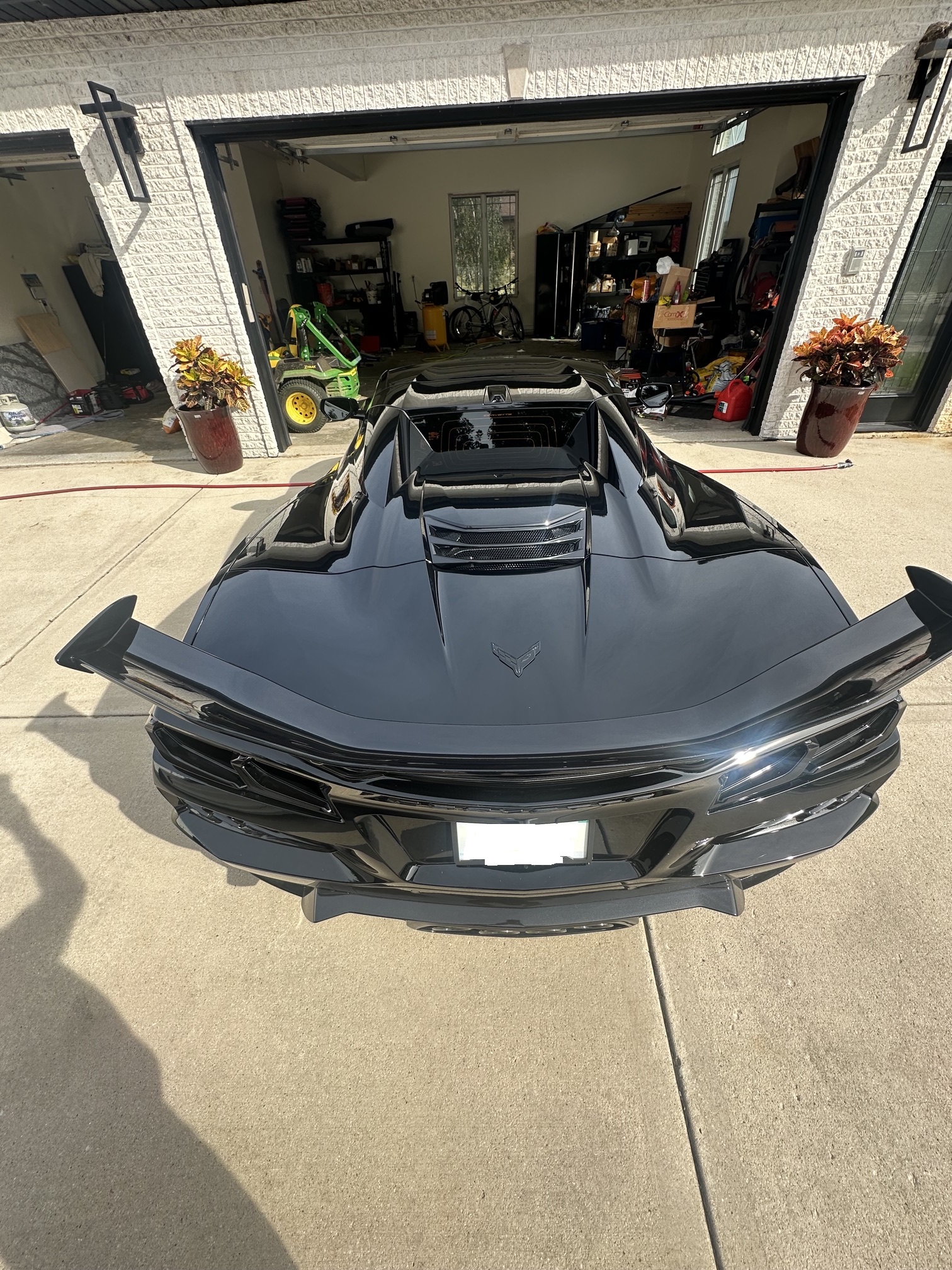 Used 2025 Chevrolet Corvette Z06 w/ Stealth Interior Trim Package RWD image 15