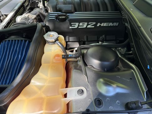 Used 2012 Dodge Challenger SRT8 RWD image 15