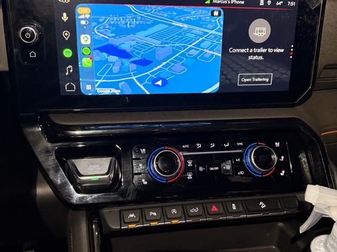 Used 2025 GMC Sierra 1500 AT4 w/ AT4 Premium Package image 15