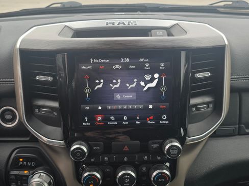 Used 2020 RAM 1500 Laramie image 22