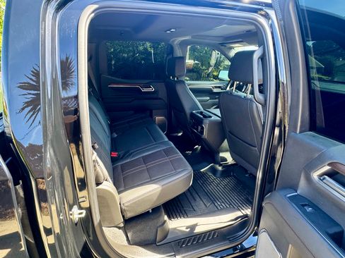 Used 2024 Chevrolet Silverado 1500 High Country w/ Midnight Edition image 19